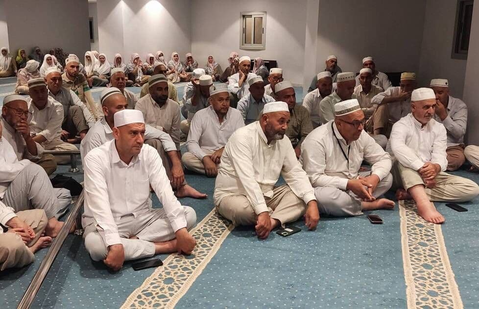 طنین وحدت و معنویت به زبان ترکمنی در قلب مکه/ تجلیل زائران اهلسنت از مقام «قائد شهید»