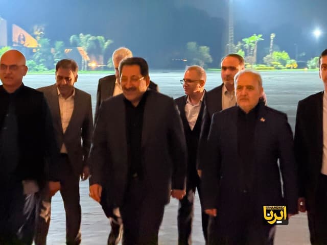 وزیر صمت وارد اسلامآباد شد + عکس