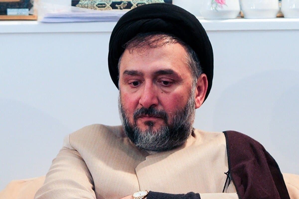 ابطحی: برای جنگیدن داشتن سلاح کافی نیست/ صداوسیما با دعوت از تندروها انگشت در چشم مردم میکند