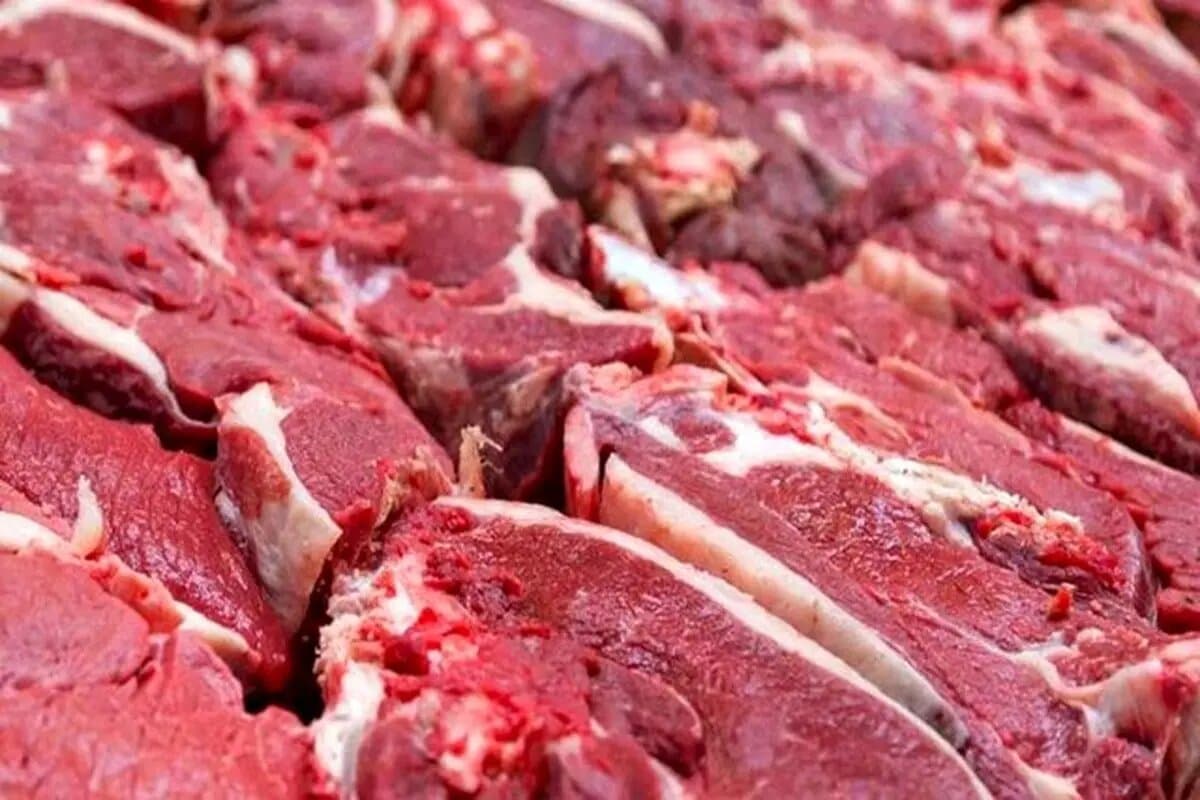 پوریان: منتظر تغییر قیمت گوشت در روزهای آینده باشید