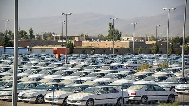 تفاوت نجومی قیمت خودروها از کارخانه تا بازار آزاد/ قیمت انواع خودروهای محبوب بازار +جدول