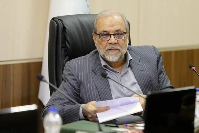ذوالقدر هشدار داد: قفل تنگه هرمز محکمتر میشود