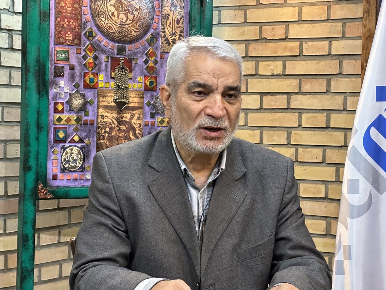 تمجید چهره اصولگرا از دولت/ پشتپرده حضور رئیس مجلس در خط مقدم دیپلماسی/ برخی درباره قالیباف حرفهایی زدند که نباید میگفتند