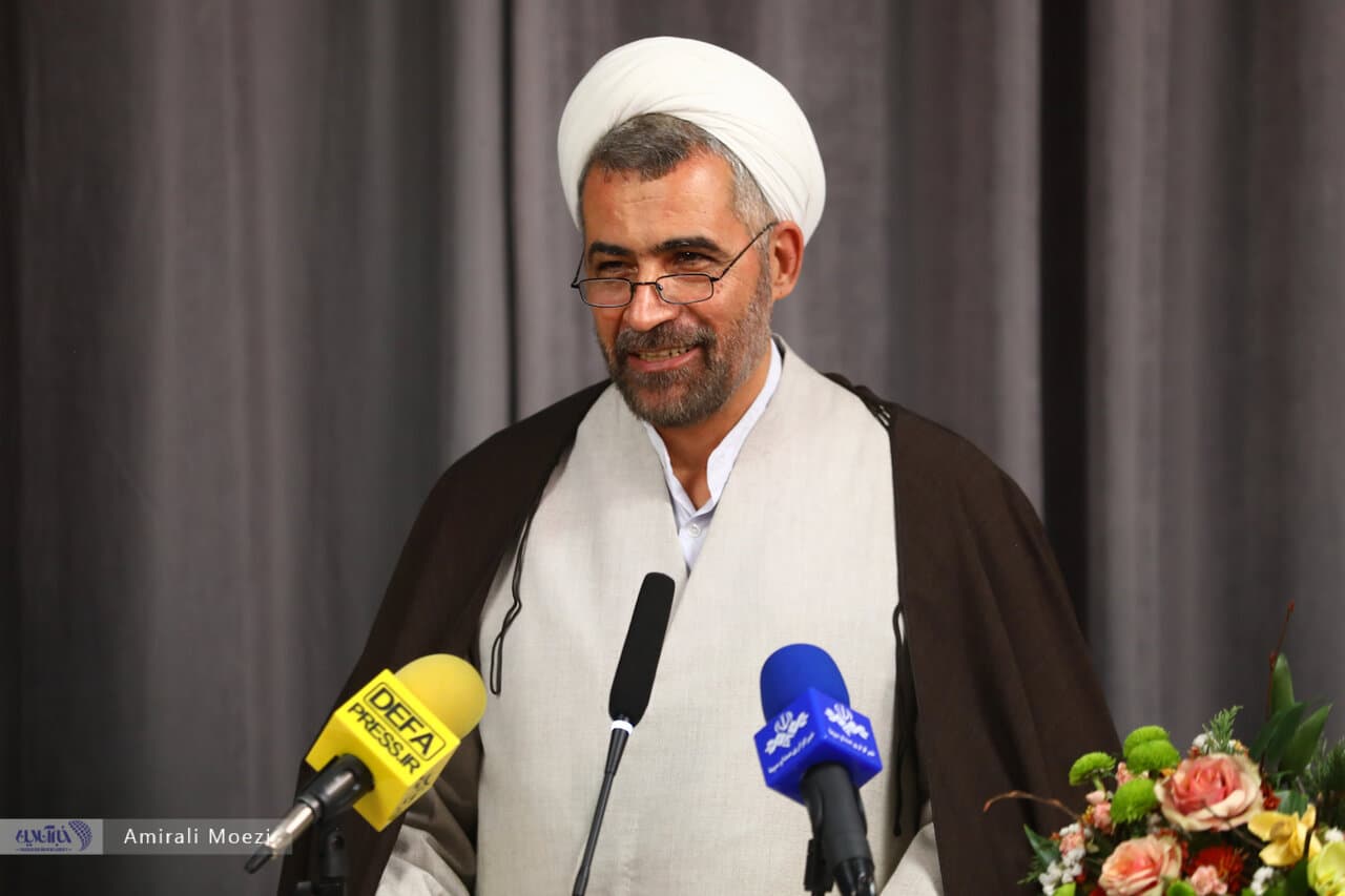 لاریجانی صبحها کسی را نمیپذیرفت تا نطقهای پیش از دستورش را خودش بنویسد/ ۴ ویژگی مدیریتی شهید لاریجانی به روایت رسول جعفریان