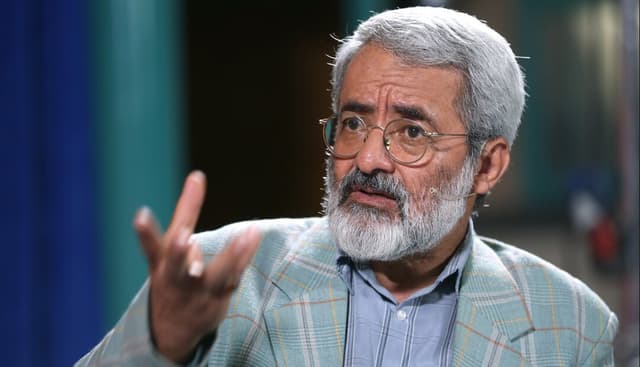 سلیمی نمین: سلاح و ابزار دفاعی برای اینکه دشمن سرجایش بنشیند خیلی خوب است اما حل بنیادین مسائل نیاز به دیپلماسی دارد
