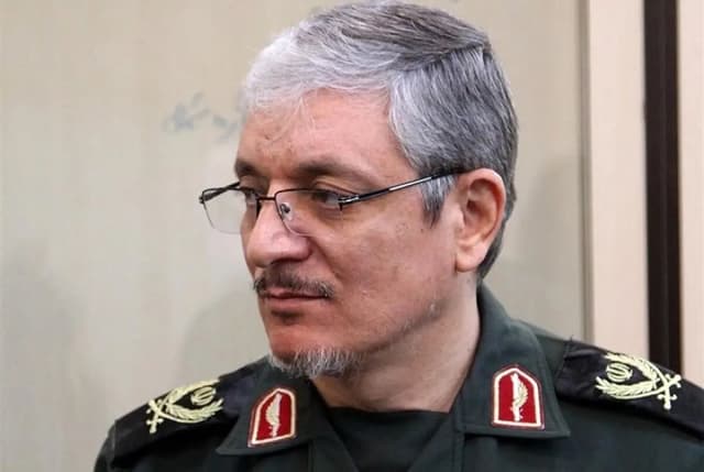سخنگوی وزارت دفاع: پذیرش حقوق ملت ایران زمینهساز پایان جنگ است/ عمق راهبردی قدرت دفاعی ایران، مردم هستند