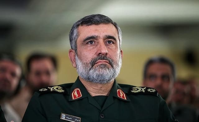 عکسی دیده نشده از سرداران حاجیزاده و محققی