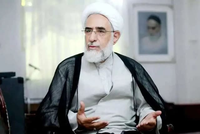 هشدار درباره نفوذ جریان های سیاسی تندرو در تریبون های تجمعات شبانه/ منتجب نیا: ظریف دیپلماتی کم نظیر در ایران است