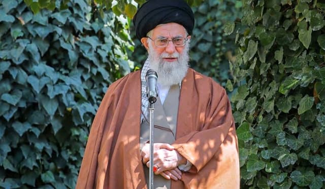 سخنگوی شورای نگهبان:حضور تاریخی در آیین وداع با رهبر شهید انقلاب پاسخ روشنی برای دشمن دارد/ پیامهای جداگانه سرپرست وزارت دفاع و جامعه اسلامی مهندسین