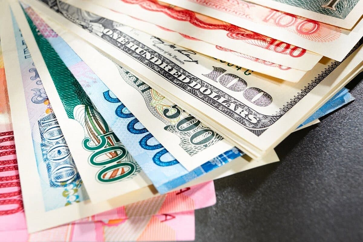 قیمت دلار، یورو و انواع ارزها امروز جمعه ۱۸ اردیبهشت ۱۴۰۵/ دلار چند شد؟ + جدول