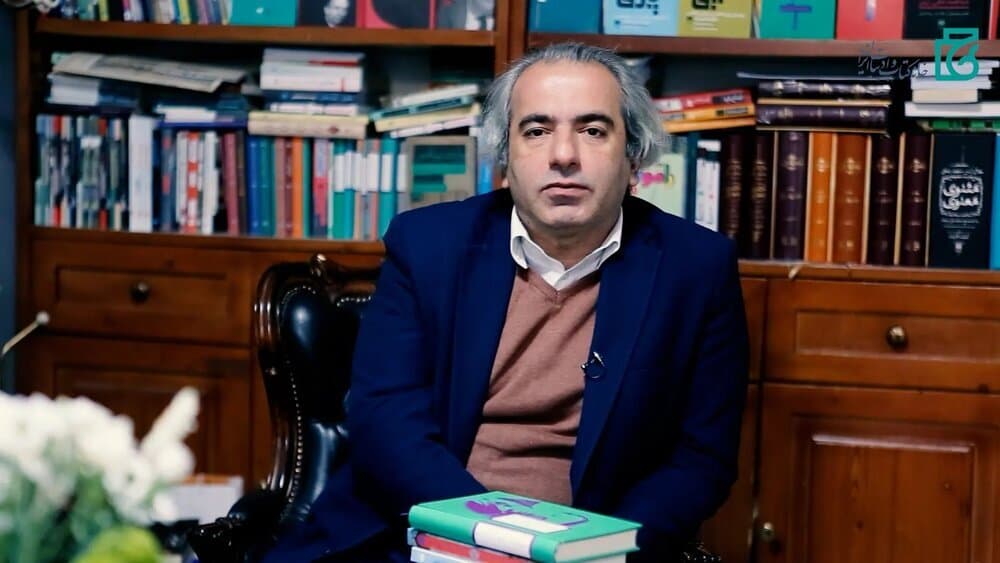 یک ناشر و فعال فرهنگی: کاغذ به بندی شش میلیون تومان رسیده است/ قیمتگذاری کتاب با این افزایش قیمتها غیرممکن شده است