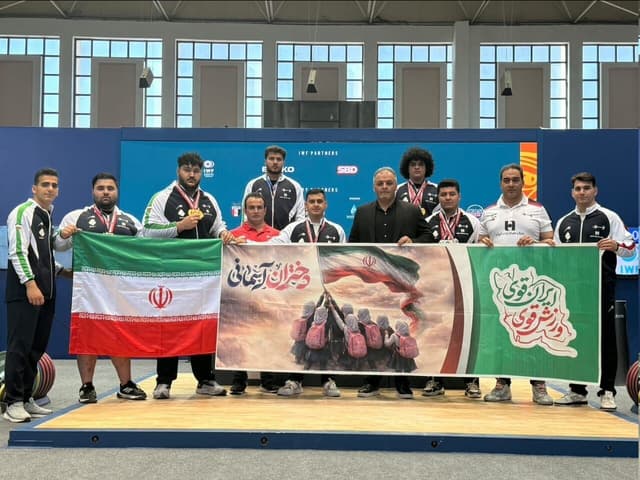 پرچم ایران بالا رفت، دلها در میناب جا ماند/ قصه غیرت در روزهای سخت جنگ
