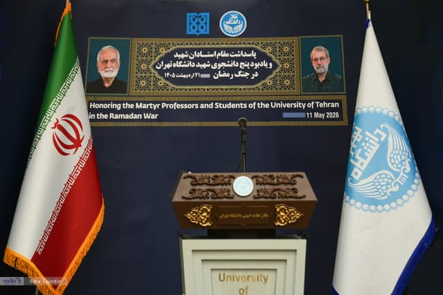 نطقهای لاریجانی در مجلس کتاب میشود/ روایتی تازه از تلاش لاریجانی برای اصلاح قانون اساسی تا فهم کمال خرازی از معنای سکوت