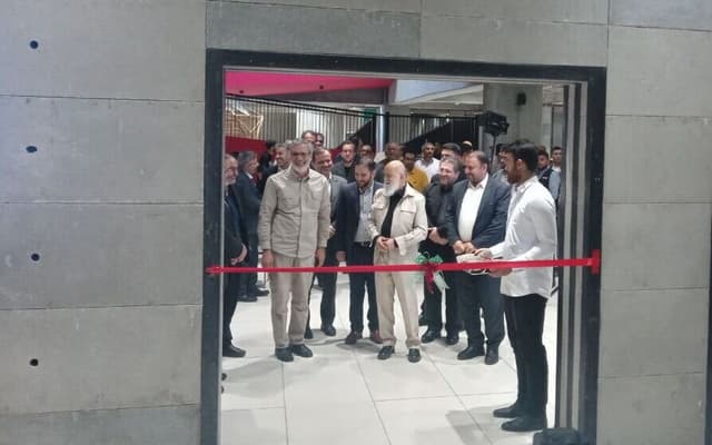 روایت روزهای جنگ در قاب ۱۱۰ عکس/ افتتاح نمایشگاه «تهران؛ خط مقدم مقاومت»