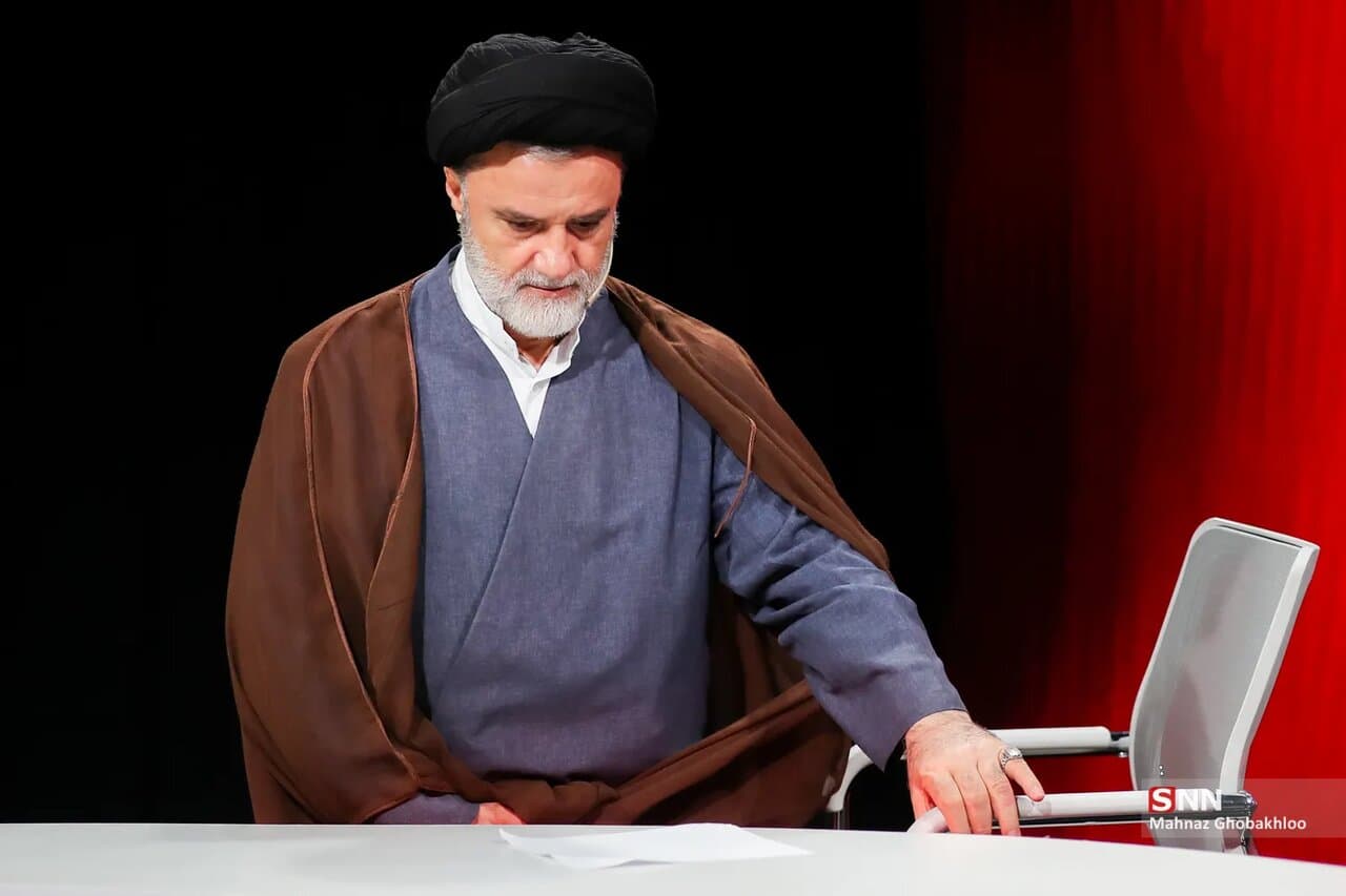 چهار سوال محمود نبویان از سخنگوی وزارت خارجه درباره جنگ؛ آیا تحریمها برداشته میشود؟/ سرنوشت خسارت جنگ چه میشود؟...