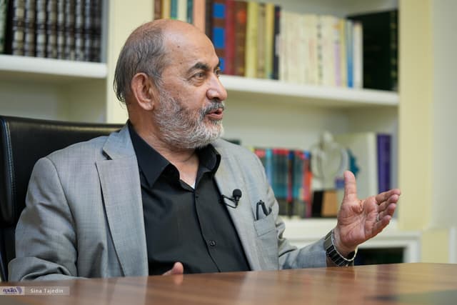 رفیقدوست: از روسیه و چین نخواستیم وارد جنگ شوند