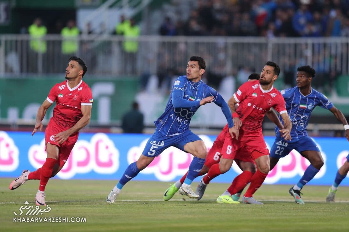 تلاش پرسپولیس برای قهرمان نشدن استقلال مصرف داخلی داشت