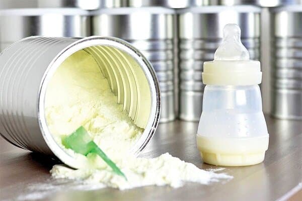توزیع سه میلیون پاکت شیرخشک یارانهای واگذار میشود