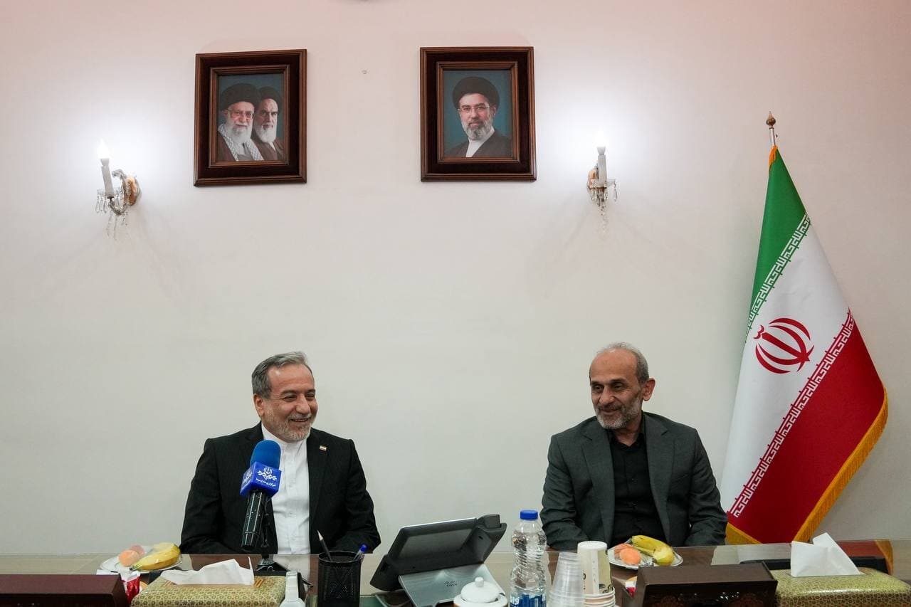 دیدار رئیس سازمان صداوسیما با عراقچی
