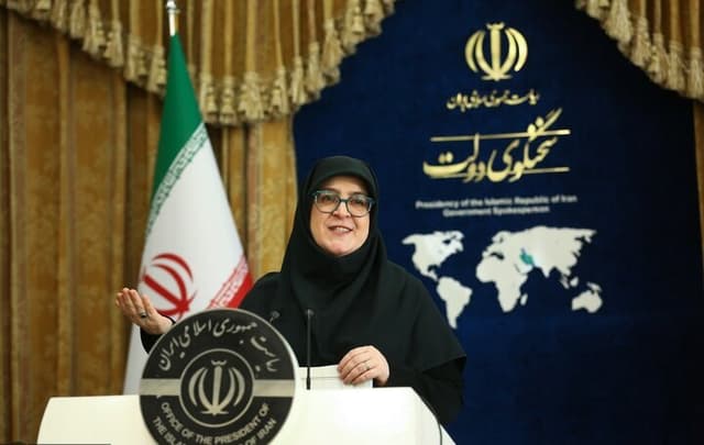میدان و دیپلماسی در کنار هم از ایران دفاع میکنند