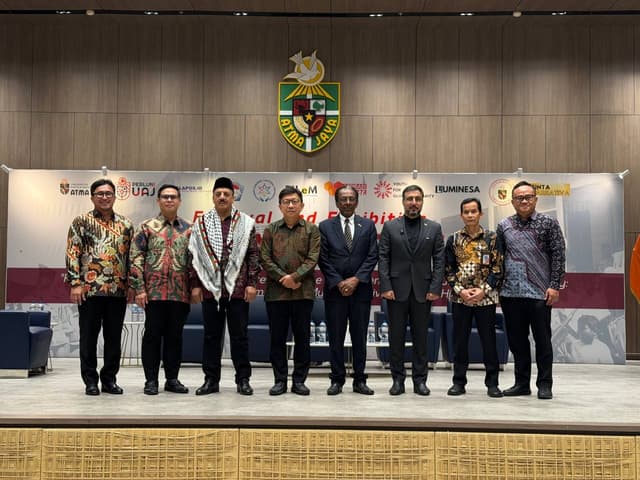 Iran, Indonesia call for new narrative of Asian history