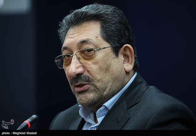 سوال از وزیر «صمت» درباره فعالسازی کارتهای کولبری