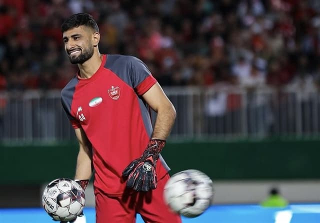قرارداد مهرشاد اسدی با تیم فوتبال پیکان فسخ شد