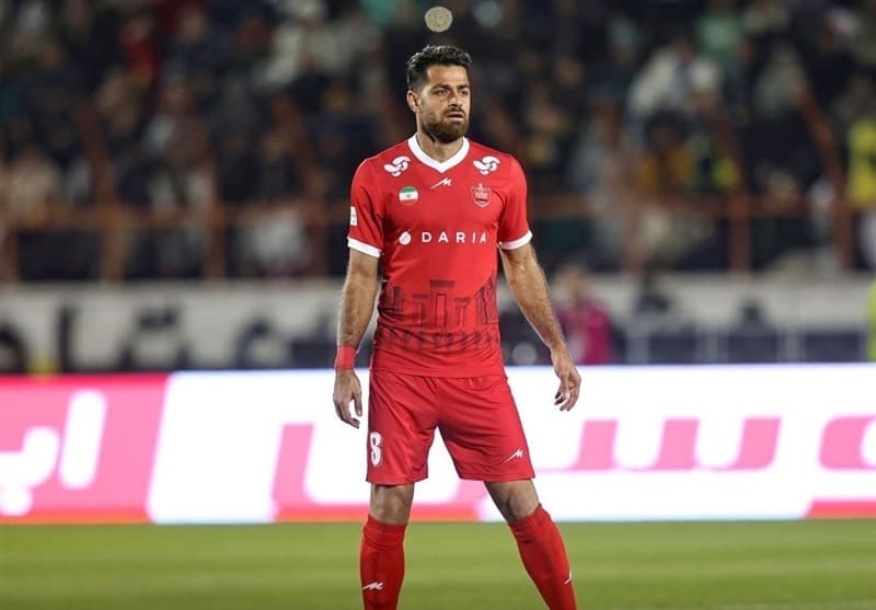 پورعلی گنجی مصدوم شد
