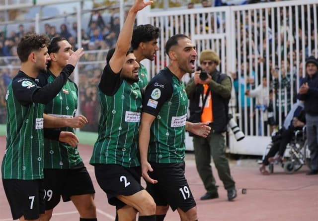 قنبری: فدراسیون باید به فکر قرارداد بازیکنان باشد