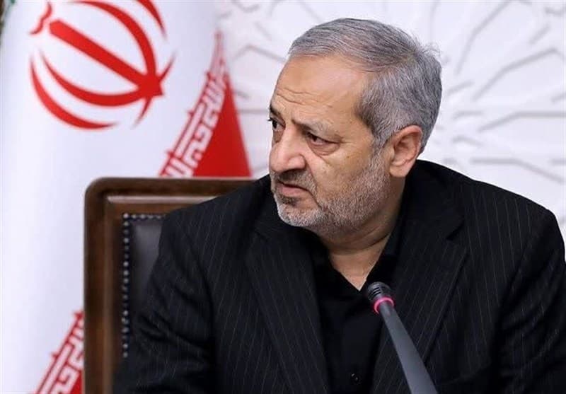 کاظمی: با تمام وجود در خدمت خانواده شهدا هستیم