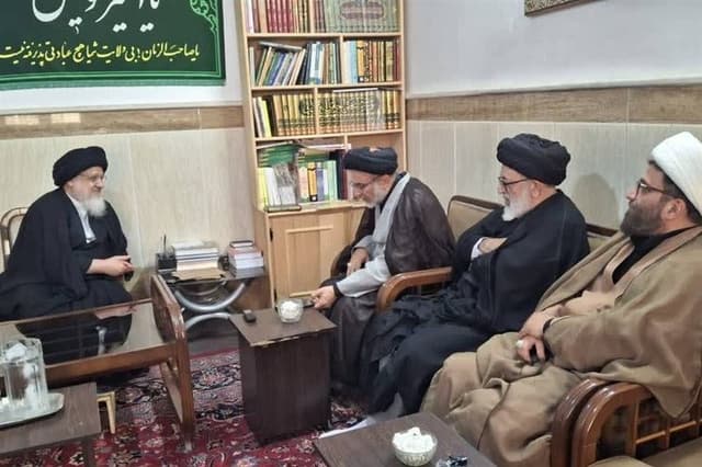 تأکید آیتالله میلانی بر احیای موقوفات و صیانت از حقوق وقف