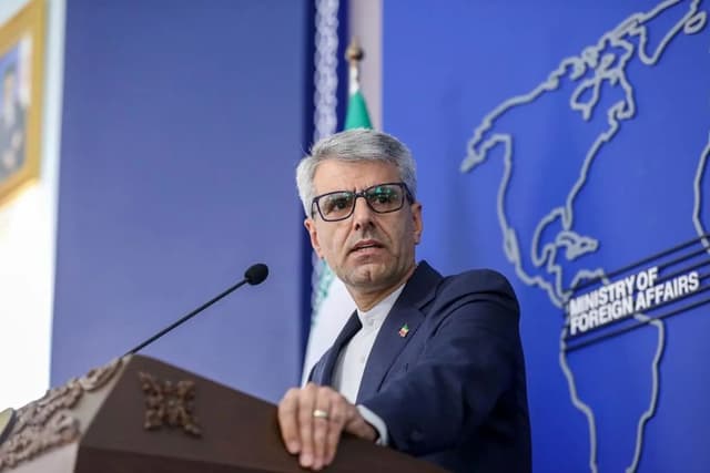 بقایی:جلسه نهادهای ذیربط برای بررسی متن پیش نویس تفاهم اولیه در حال برگزاری است