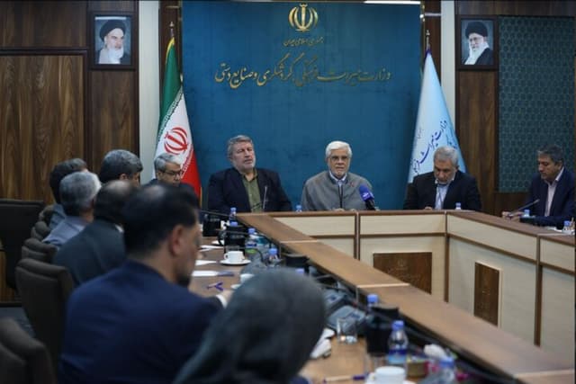 هشدار معاون اول درباره افزایشهای ناگهانی قیمتها