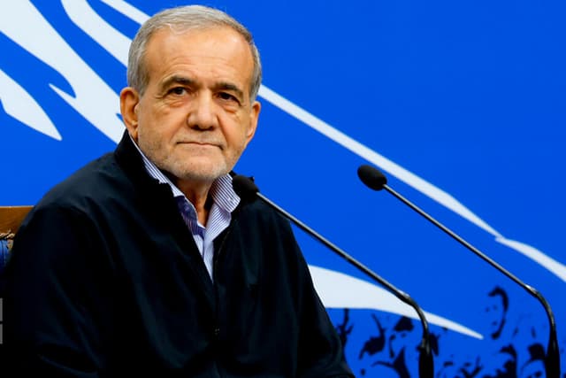 پزشکیان: بنزین را نمیتوان با دستور ناگهانی تغییر داد