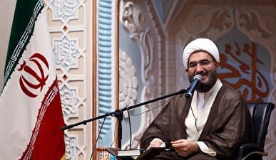 حجتالاسلام حاجعلیاکبری: معلم در نگاه امام شهید، عنصر اصلی هویتسازی و پیشبرنده تمدن نوین اسلامی است + فیلم