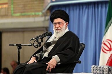 رهبر شهید انقلاب هیچوقت به مراکز پزشکی خصوصی نمیرفتند / ماجرای امتناع رهبری از تزریق واکسن خارجی + فیلم