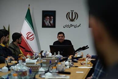 مخبر: ثمره درایت رهبر شهید انقلاب به فلاکت افتادن ابرقدرتها در برابر ملت ایران است