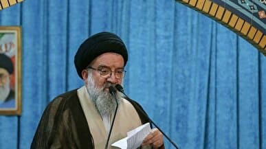 آیت الله خاتمی: به ترامپ و نتانیاهو میگوییم اگر دست از پا خطا کنید، سیلی محکمی میخورید
