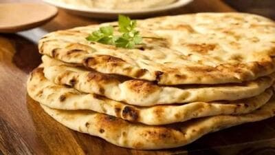 آیا یارانه آرد و نان در سال ۱۴۰۵ حذف میشود؟ / جزئیات تصمیمات جدید دولت درباره نان و آرد / پیامد حذف یارانه برای خانوارها و بازار نان