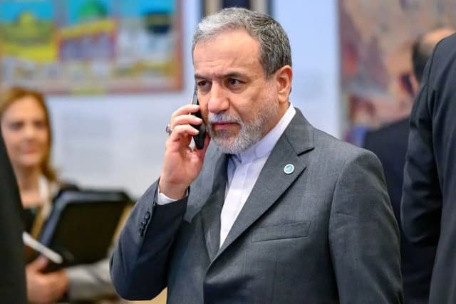 گفتگوی عراقچی با همتایان برزیلی و اسپانیایی خود