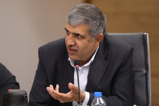 ضرورت نظارت موثر بر قیمت محصولات لبنی/کنترل گرانی و حمایت از معیشت مردم باید در اولویت برنامهریزی کشور قرار گیرد