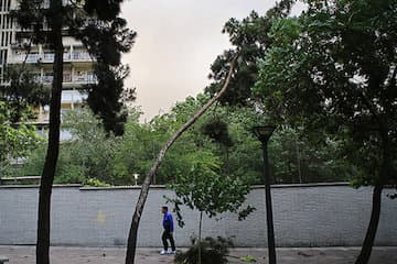 رگبار باران و وزش باد همراه با گردوخاک در برخی استانها