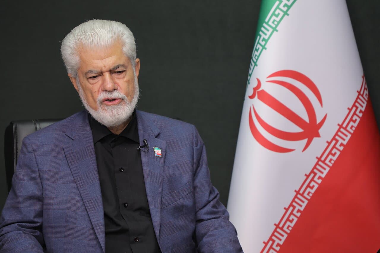 بررسي اقدامات انجام شده توسط شستا در جنگ رمضان/ توليد 25 درصد داروي کشور توسط تيپيکو اهميت راهبردي اين مجموعه را دوچندان کرده است/ روند اقدامات شستا رصد ميشود