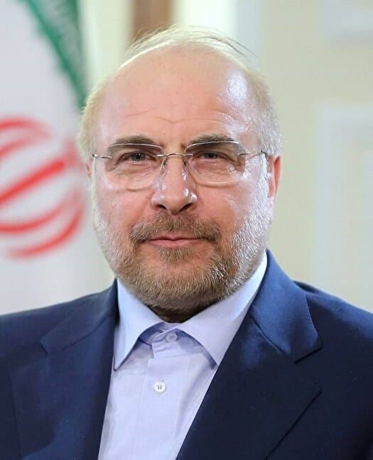 روزهای سازندگی در راه است و آبادانی ایران بدون تلاش کارگران میسر نخواهد بود