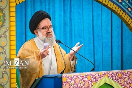 خطیب جمعه تهران: مطالبه اصلی مردم دستیابی به یک مذاکره عزتمندانه است