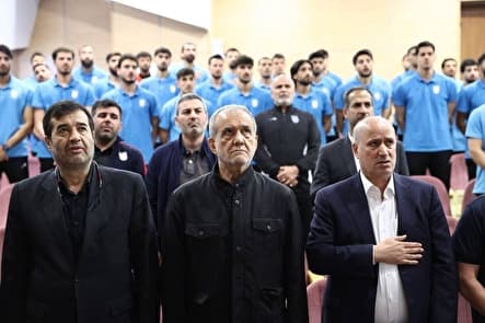 وزیر ورزش در دیدار اعضای تیم ملی فوتبال با رییسجمهور: تیم ملی برای افتخارآفرینی در جامجهانی همقسم است