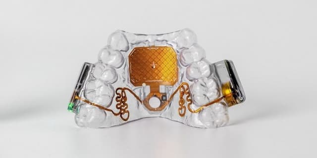 MouthPad معرفی شد؛ فناوری که زبان انسان را به یک ماوس بیسیم تبدیل میکند