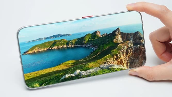 Tecno از گوشی با حاشیه صفر میلیمتری خود رونمایی کرد؛ یک قدم نزدیکتر به رویای بدون مرز