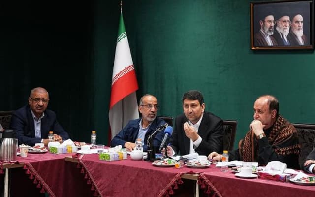 در جلسه مجلس با وزیر ارتباطات چه گذشت: از کمک هزار میلیارد تومانی به «بله» تا ساخت اینستاگرام داخلی
